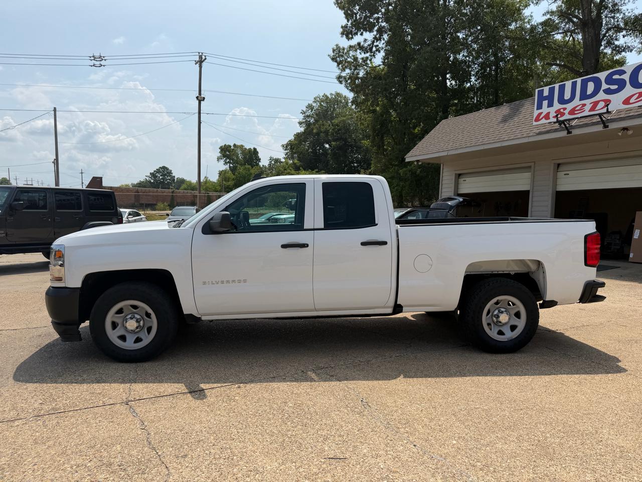 chevrolet silverado 1500 2017 1GCRCNEC2HZ147975 image chevrolet silverado 1500 2017 1GCRCNEC2HZ147975 image
